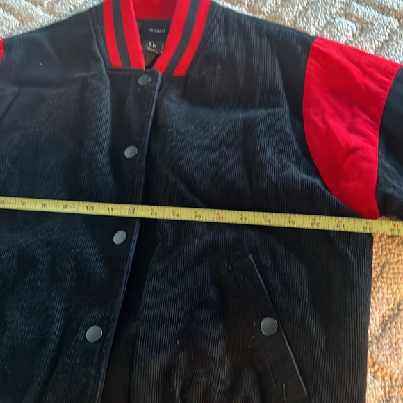 PRE-LOVED Corduroy Varsity Jacket
Size L - Picture 6 of 9